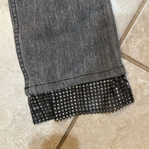 White House Black Market Gray High Rise Boot Crop Jeans 2 Sequin Trim - Picture 6 of 8